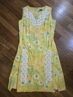 Vintage Lilly Pulitzer “The Lilly” Yellow Daisy Shift Dress 100% Cotton Mod